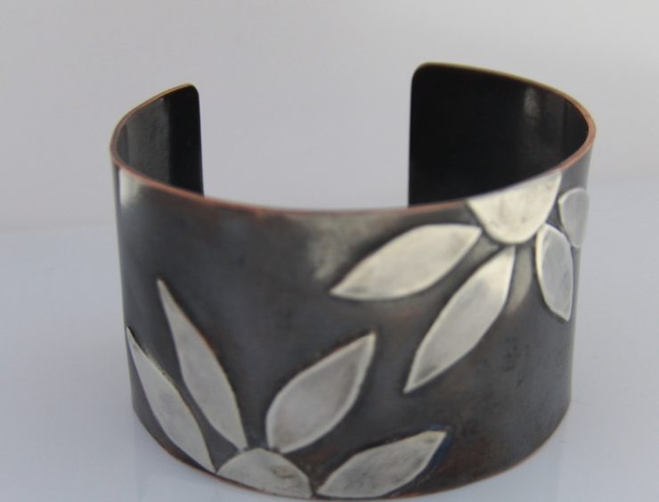 Lizbeth Doran Jewelry Maker & Designer: Mixed Media